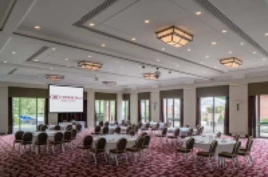 Crowne Plaza READING by IHG