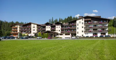 Lifthotel Hotels near Badesee Kirchberg