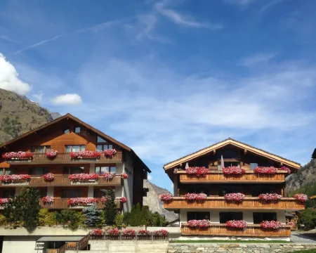 Hotel City Hotels in Tasch
