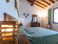Tramontana Hotels near Bagno Cormorano