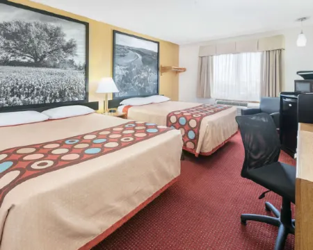 Super 8 by Wyndham Grapevine/DFW Airport Northwest Hotels in Grapevine