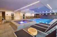 Van der Valk Hotel Breda - Kolam Renang
