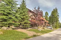 Flathead Lake Getaway w/ Balcony, Fireplace! - Apartments