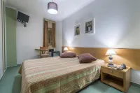 Weaa Hotel - 2-Star