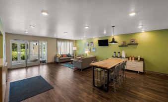 WoodSpring Suites West Palm Beach