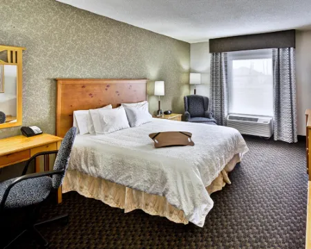 Hampton Inn Seekonk Hotels in Bristol County