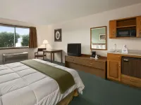 Days Inn by Wyndham Hinckley Hotels in Pine County