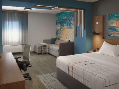 LaQuinta Suites by Wyndham South Bend Notre Dame Area