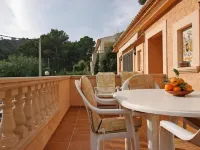 Apartment for 5 Persons Near the Beach