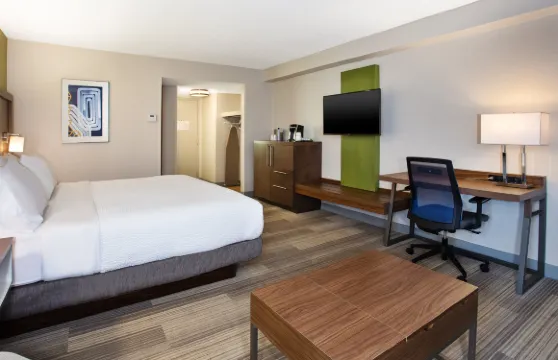 Holiday Inn Express 納什維爾機場