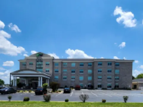 Holiday Inn Express & Suites SOMERSET CENTRAL by IHG Hotels in Somerset