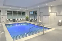Hampton Inn & Suites Worcester - Pool