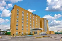 City Express by Marriott Aguascalientes Sur - parking