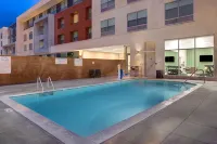 Holiday Inn Express & Suites GLENDALE DOWNTOWN by IHG - Pools