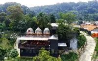 De Boekit Villas Hotel dekat Bon Jovi - Fedara - Jonggol
