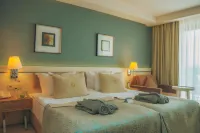 Castival Hotel Hotels near Selge Park Shoping Center