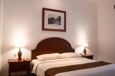 Daroessalam Syariah Heritage Hotel Hotels near Alun-Alun Pasuruan