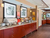 Hampton Inn Youngstown/Boardman - breakfast