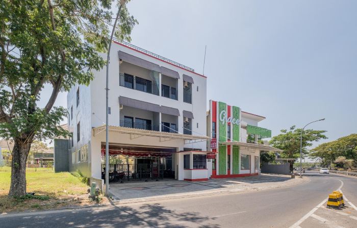 RedDoorz Plus @ Grace Residence Surabaya