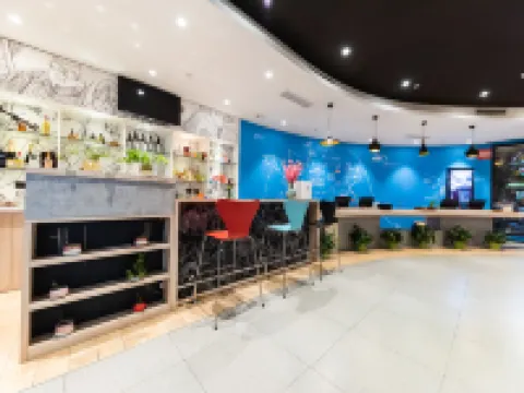 Ibis Hotel (Yixing Longbeishan Forest Park)