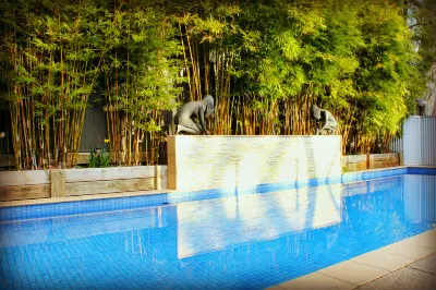 公雞和牛精品酒店 鄰近Echuca Thong Tree的酒店