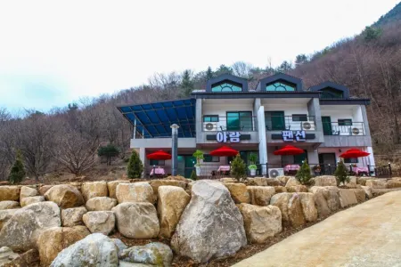 Aram Pension Отели рядом с достопримечательностью «Mungyeong Saejae»