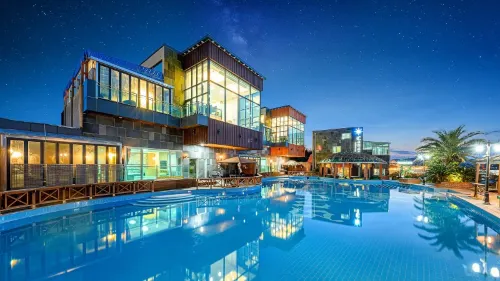 Geojedo Canarias Pool Villa - วิลล่า