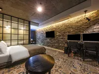 SL Boutique Hotel Отели рядом с достопримечательностью «Храм Хварисонвон»