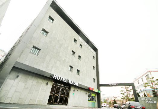 호텔 내부 전경