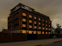 Sarovar Portico Srinagar Hotels in Budgam