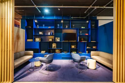 Holiday Inn Express Dresden Zentrum Các khách sạn gần The world of the GDR
