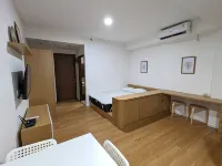 Muji Style Japandi Room up to 4 people Hotels in Andir