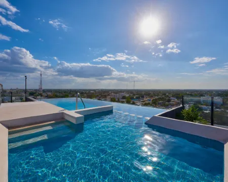 City Express Plus by Marriott Mérida メリダのホテル