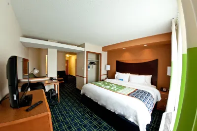 Fairfield Inn & Suites Flint Fenton Hotels in 