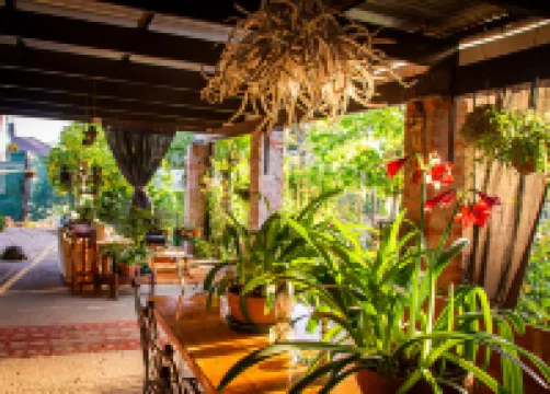 艾伯尼穆恩旅館及公寓