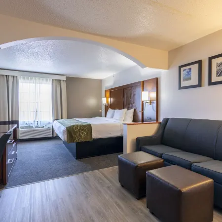 Comfort Suites