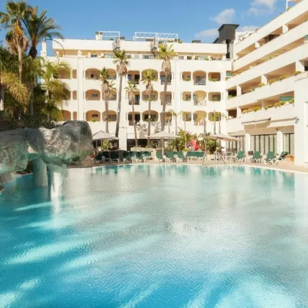 Guadalpin Suites