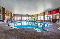 Comfort Inn & Suites Atoka Hotels in Atoka