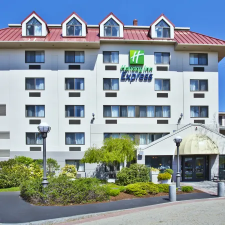 Holiday Inn Express BOSTON-WALTHAM by IHG