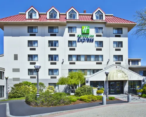 Holiday Inn Express BOSTON-WALTHAM by IHG Hotels in Waltham