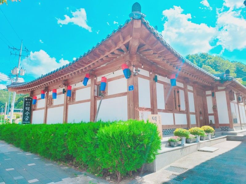 Jeonju Deoksugung Hanok Stay