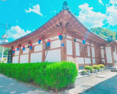 Jeonju Deoksugung Hanok Stay 全州市のホテル