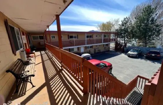 陽光海灘汽車旅館