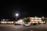 Brit Hotel Privilège Figeac - parking