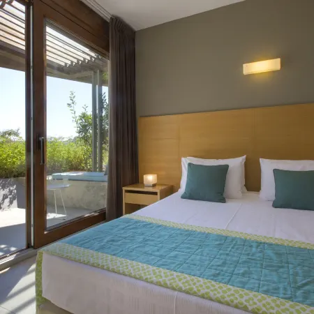 Thalatta Seaside Hotel