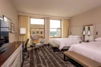 DoubleTree by Hilton Youngstown Downtown Hotels in Youngstown