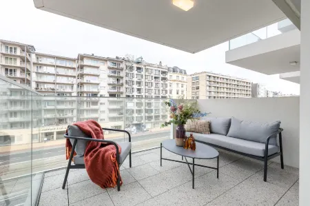 Huswell - Lovely Apartment with Terrace and Sea View