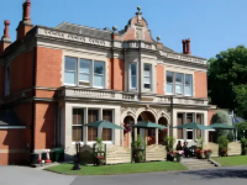 Millfields Hotel โรงแรมในGrimsby