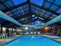 La Quinta Inn & Suites by Wyndham Meridian - Pools
