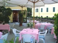 Albergo Delle Alpi - breakfast